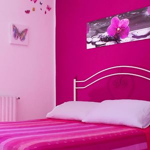 Camera con letto king size